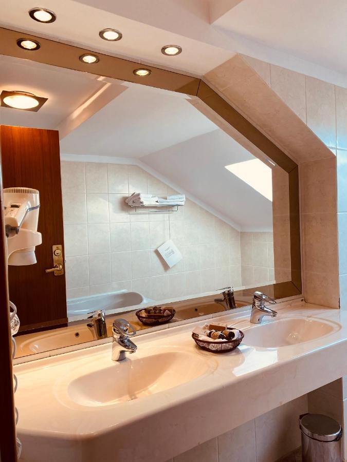Casa Jasmine 호텔 브라쇼브 외부 사진